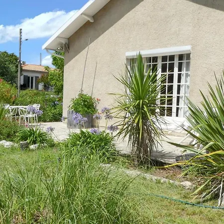 Maison Chaleureuse Verdon-sur-mer, Jardin 펜션 르-베르동-쉬르-메르